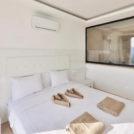 Villa 1 Bedroom Seaview 3m Drive To The Center