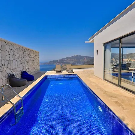 1 Bedroom Seaview 3m Drive To The Center Villa